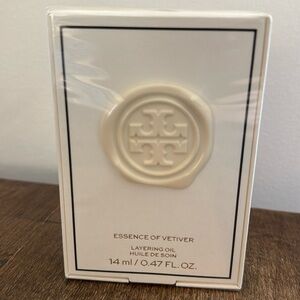 Tory Burch “Essence of Vetiver” layering oil